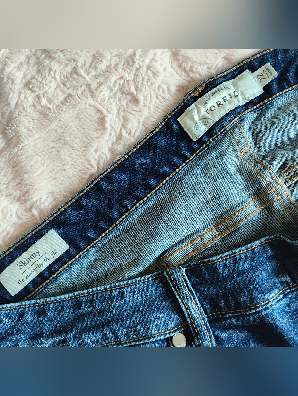 EUC Torrid Jeans - Picture 7 of 10